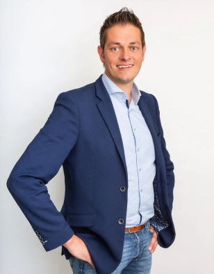 Bram Esvelt